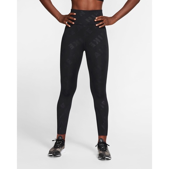 nike air tight fit leggings